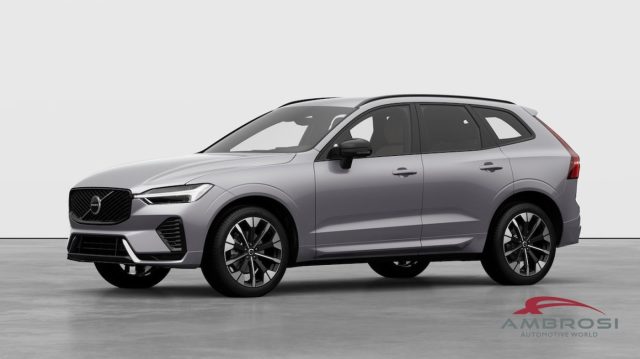 Volvo XC60 B5 AWD Mild hybrid Benzina Plus Dark nuovo a CORCIANO