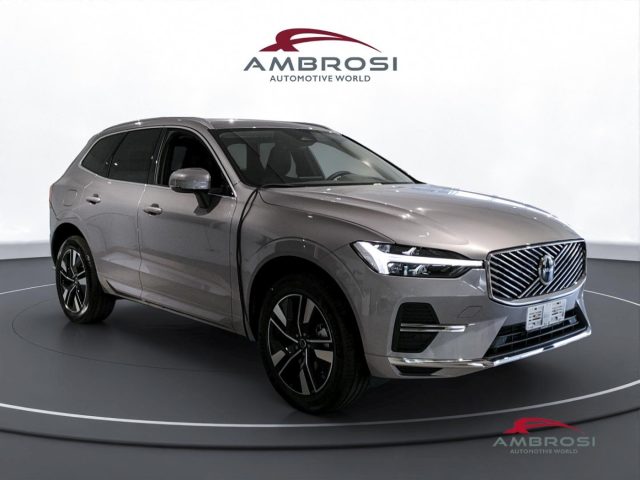 Volvo XC60 B5 AWD Mild hybrid Benzina Plus Bright - foto 2 di 4