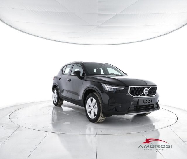 Volvo XC40 B3 Mild hybrid Benzina Core - foto 2 di 4
