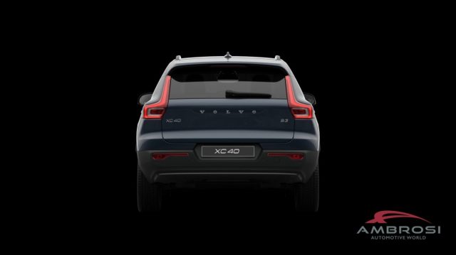 Volvo XC40 B3 Mild hybrid Benzina Plus Dark - foto 4 di 4