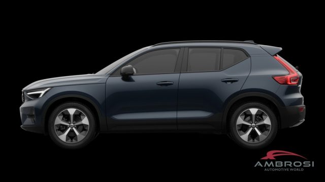 Volvo XC40 B3 Mild hybrid Benzina Plus Dark - foto 2 di 4