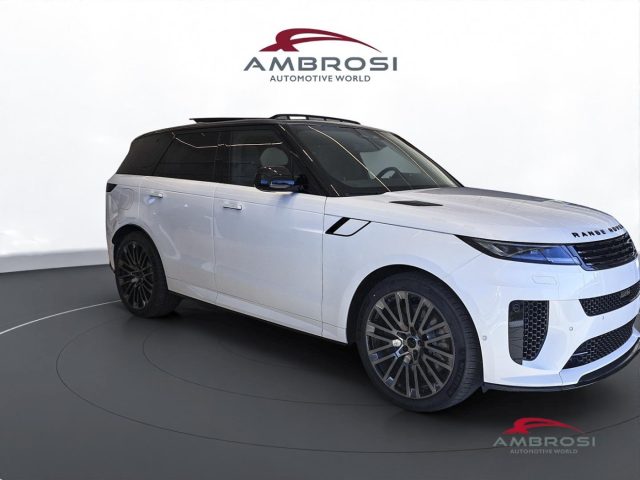 Land Rover Range Rover Sport 4.4 V8 P635 SV - foto 2 di 4