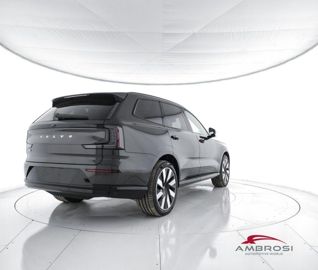 Volvo EX90 Twin motor Electric Plus 7 Sedili - foto 3 di 4