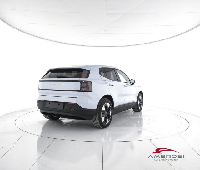 Volvo EX30 P5 Long Range Electric Core - foto 3 di 4