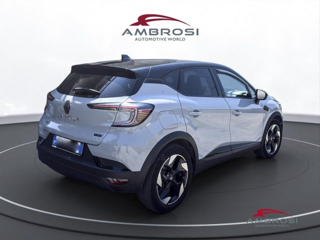 Renault Captur 1.6 full hybrid Techno 145cv auto - foto 3 di 4