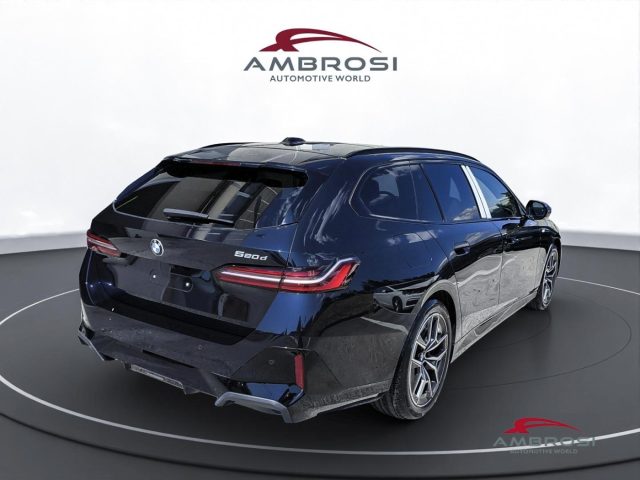 BMW 520 Serie 5 d Touring Msport Innovation Travel Package - foto 3 di 4