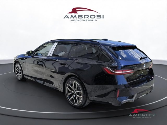 BMW 520 Serie 5 d Touring Msport Innovation Travel Package - foto 4 di 4
