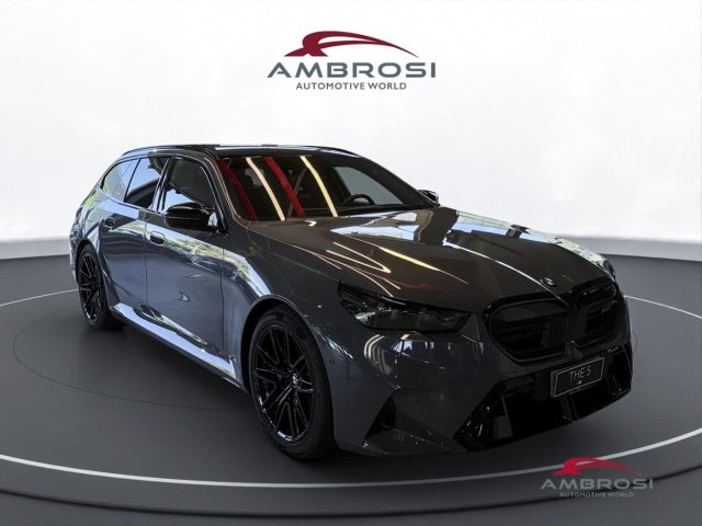 BMW M5 Touring M-Driver's Comfort Package - foto 2 di 4