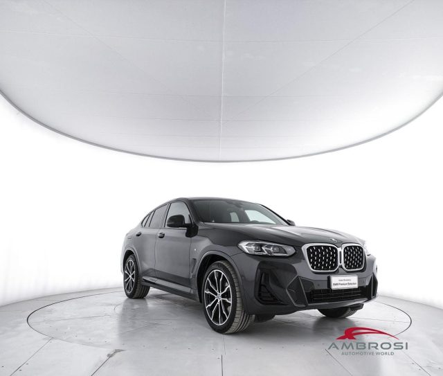 BMW X4 xDrive20d 48V Msport - foto 3 di 4