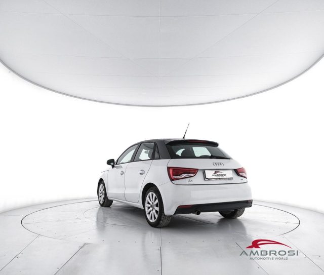 Audi A1 Sportback 1.6 TDI 116 CV Metal plus - foto 4 di 15