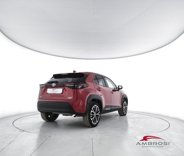 Toyota Yaris Cross 1.5 Hybrid 5p. E-CVT Lounge - foto 3 di 4