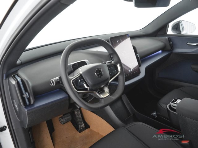 Volvo EX30 Ultra Single Motor Extended Range - AUTOCARRO nuovo a CORCIANO