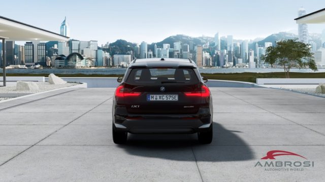 BMW iX1 eDrive20 Premium Package, del 2026, in vendita a Corciano (PG)