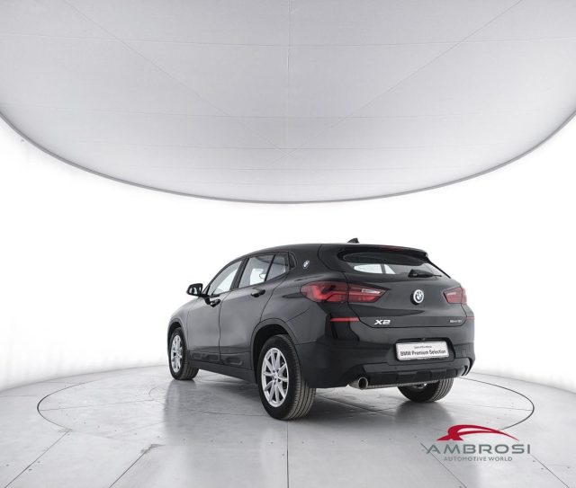 BMW X2 sDrive18i Advantage auto - foto 4 di 4