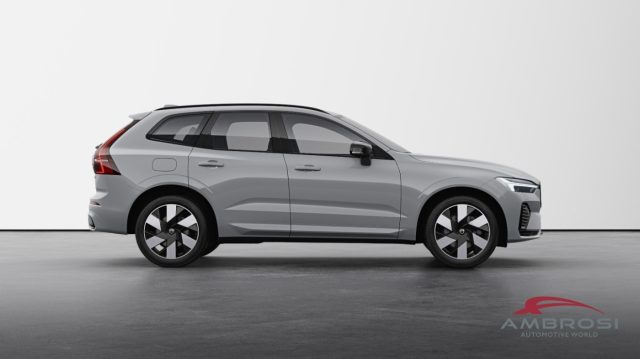 Volvo XC60 T6 AWD Plug-in hybrid Elettrica/Benzina Ultra Dark - foto 4 di 4
