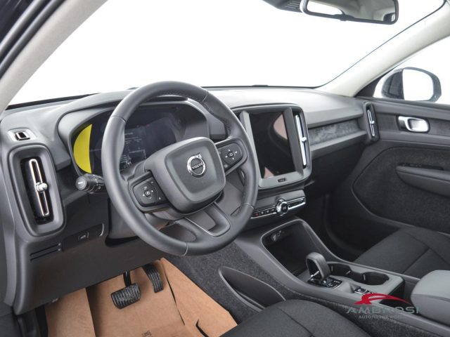 Volvo XC40 B3 Mild hybrid Benzina Essential nuovo a CORCIANO