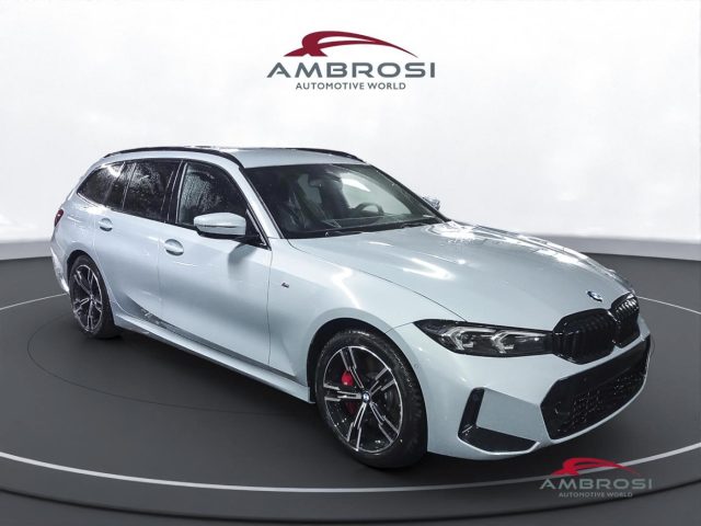 BMW 318 Serie 3 i Touring Msport Pro Innovation Package - foto 2 di 4
