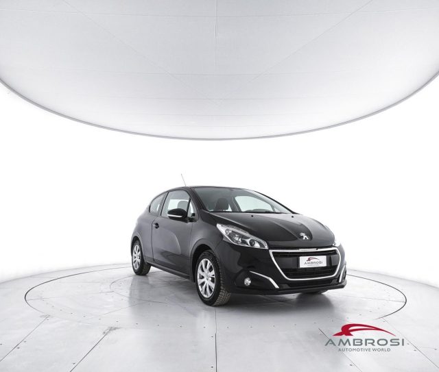 Peugeot 208 1.2 3 porte Active - foto 2 di 4
