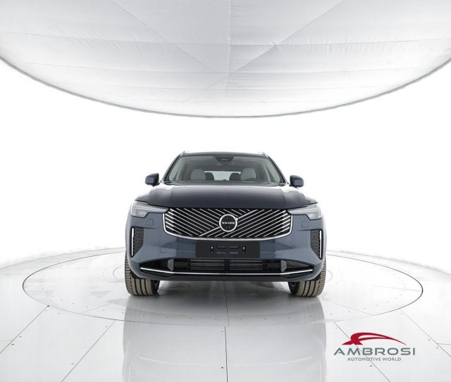 Volvo XC90 T8 AWD Plug-in hybrid Elettrica/Benzina Ultra Brig, del 2026, in vendita a Corciano (PG)