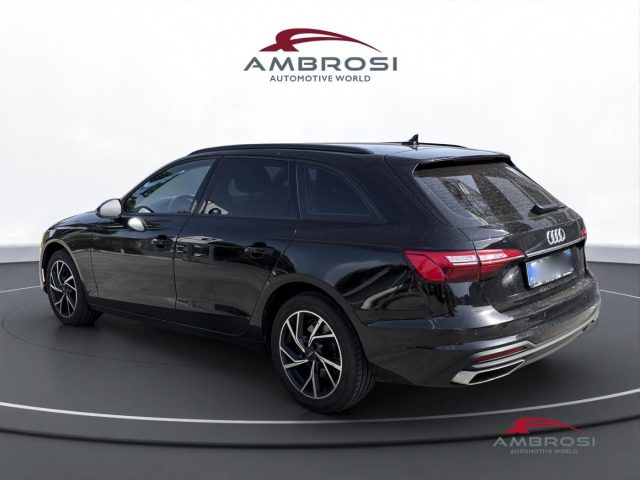 Audi A4 Avant 30 2.0 tdi 136cv s-tronic - PER OPERATORI DE - foto 4 di 4
