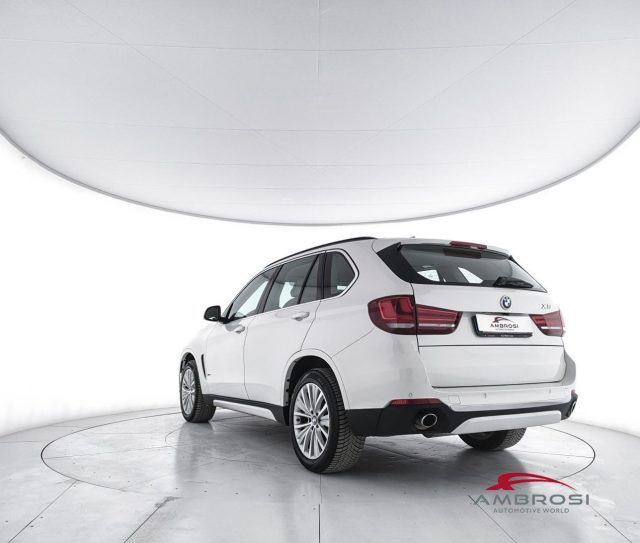 BMW X5 xDrive30d 258CV Luxury - PER OPERATORI DEL SETTORE - foto 4 di 4