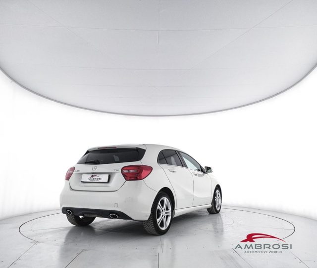 Mercedes-Benz A 180 180 CDI Sport - PER OPERATORI DEL SETTORE - foto 3 di 4