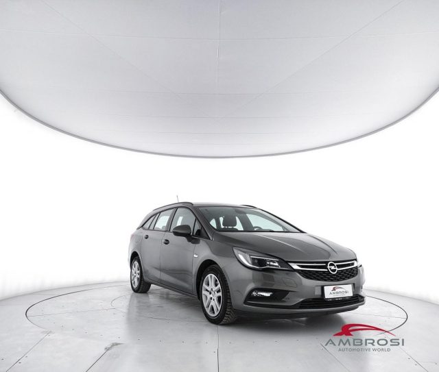 Opel Astra Sports Tourer 1.6 CDTi Sports Elective - PER OPER - foto 2 di 4