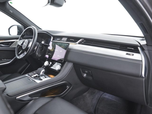 Jaguar F-Pace F PACE 2.0 D 204 CV AWD aut. R-Dynamic SE - foto 3 di 4