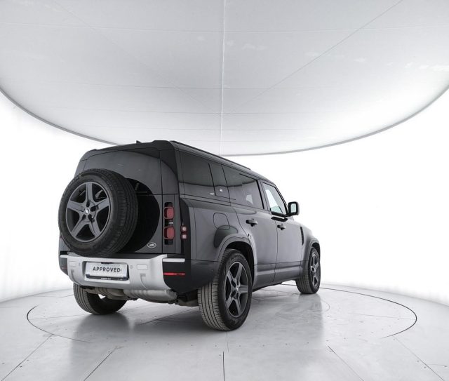 Land Rover Defender 110 3.0d i6 mhev SE awd 200cv auto - AUTOCARRO N1 - foto 2 di 4