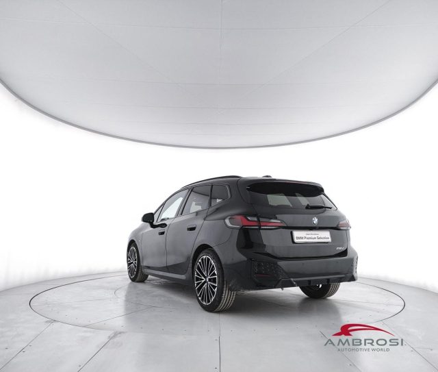 BMW 218 Serie 2 d Msport auto - foto 4 di 4