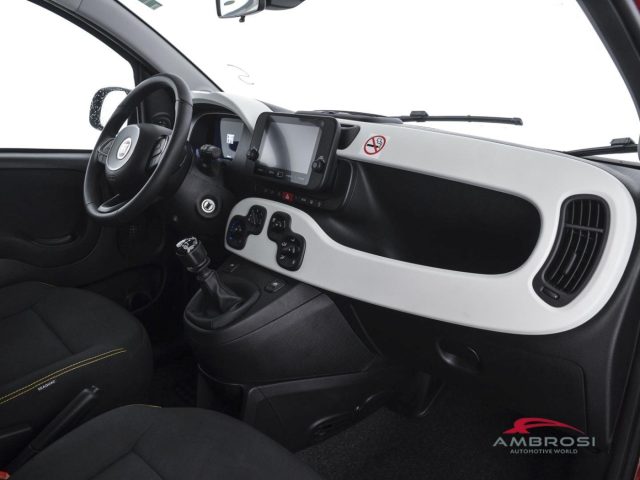 Fiat Panda Cross 1.0 firefly hybrid s&s 70cv usato a CORCIANO