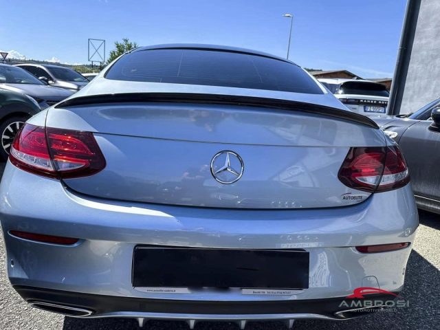 Mercedes-Benz C 300 Premium Coupè - foto 3 di 4