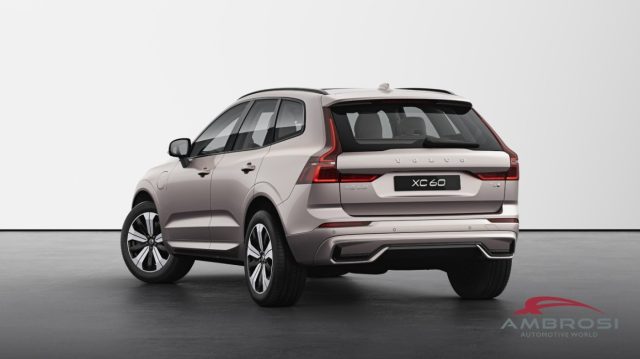 Volvo XC60 T6 AWD Plug-in hybrid Elettrica/Benzina Plus Dark - foto 3 di 4