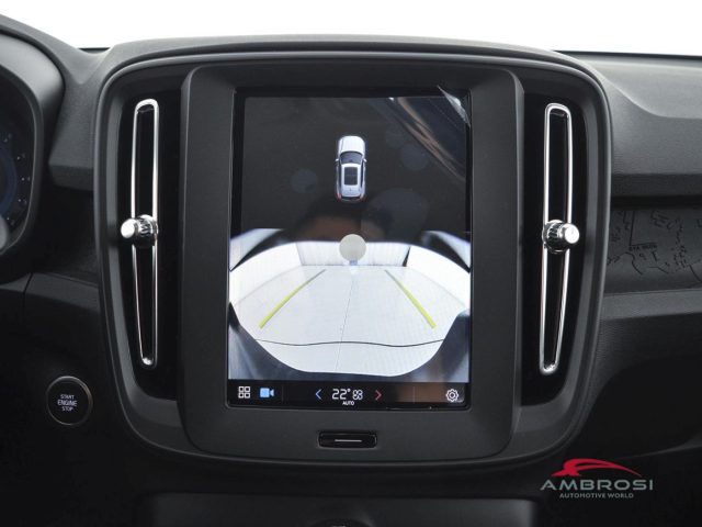 Volvo XC40 B3 Mild hybrid Benzina Essential - AUTOCARRO nuovo a CORCIANO