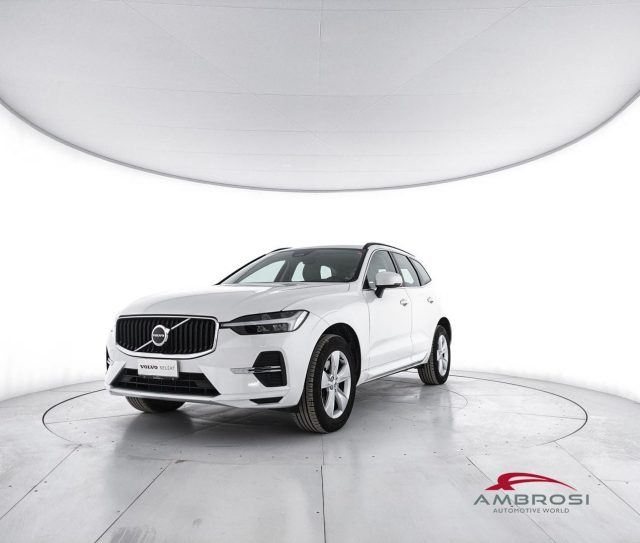 Volvo XC60 B4 (d) AWD automatico Core usato a CORCIANO