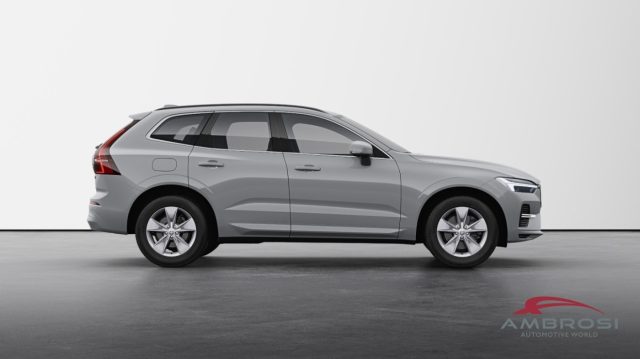 Volvo XC60 B5 AWD Mild hybrid Benzina Core - AUTOCARRO nuovo a CORCIANO