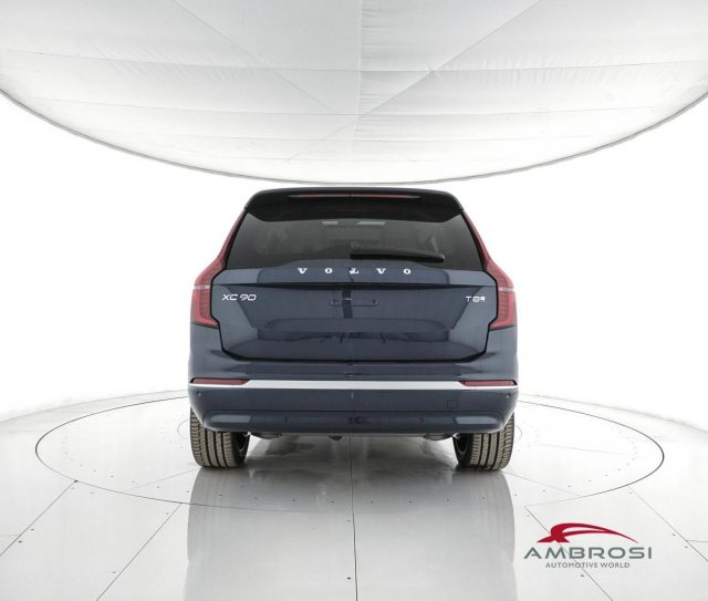 Volvo XC90 T8 AWD Plug-in hybrid Elettrica/Benzina Ultra Brig, del 2026, in vendita a Corciano (PG)