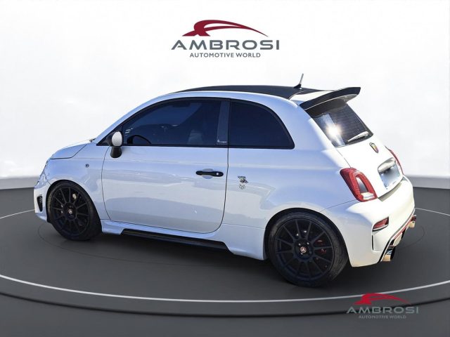 Abarth 595 Competizione 595 1.4 Turbo T-Jet 180 CV Competizione - foto 4 di 4