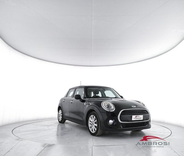 MINI One D 5 porte 1.5 - PER OPERATORI DEL SETTORE - foto 3 di 4