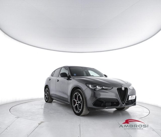 Alfa Romeo Stelvio 2.2 t Veloce Q4 210cv auto - foto 2 di 4