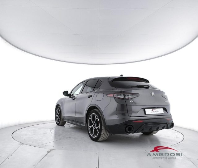 Alfa Romeo Stelvio 2.2 t Veloce Q4 210cv auto - foto 4 di 4