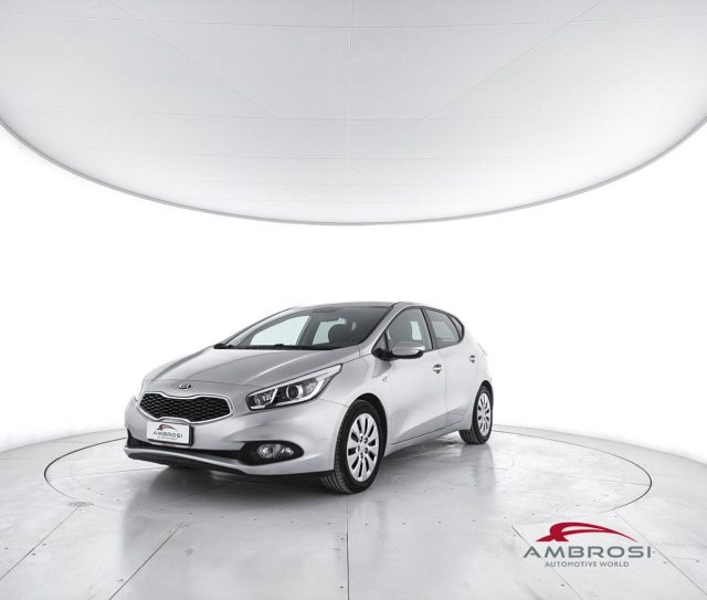 Kia cee'd 1.4 CVVT 5 porte Active usato a CORCIANO