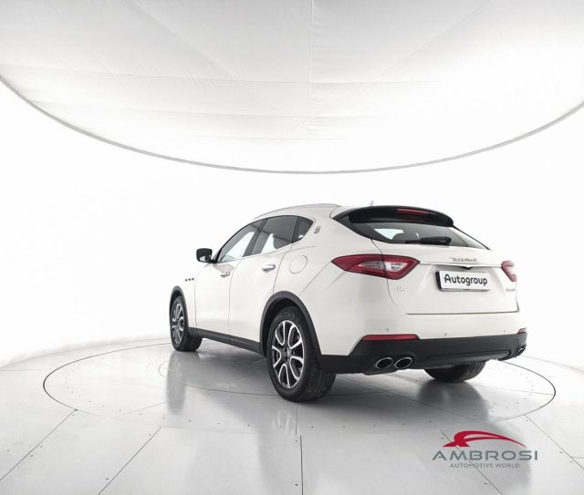 Maserati Levante Levante V6 Diesel 275 CV AWD - foto 4 di 4
