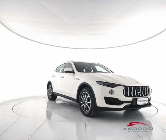 Maserati Levante Levante V6 Diesel 275 CV AWD - foto 2 di 4