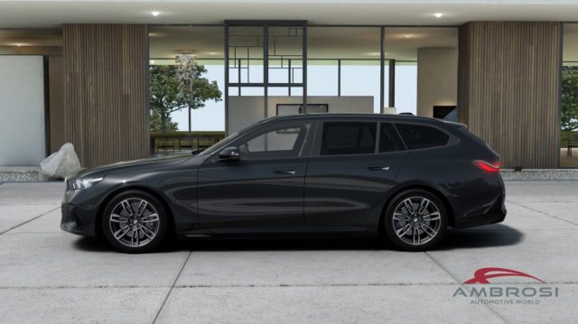 BMW 520 Serie 5 d xDrive Touring Msport Travel Package - foto 3 di 4