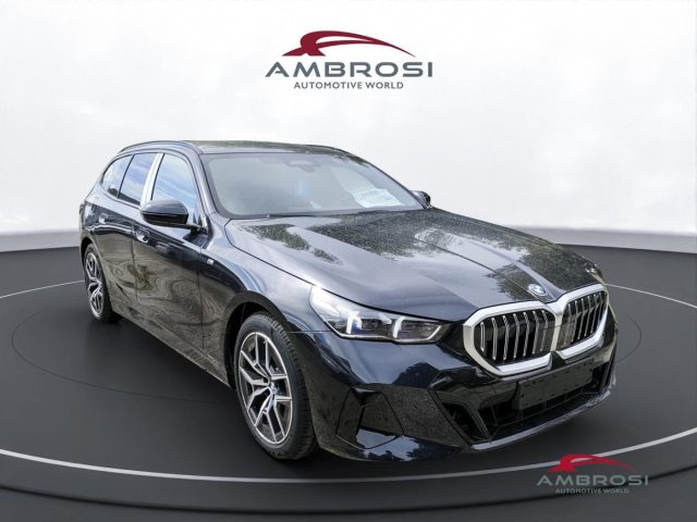BMW 520 Serie 5 d Touring Msport Innovation Travel Package - foto 2 di 4