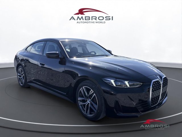BMW 420 Serie 4 d Gran Coupé Innovation Comfort Package - foto 2 di 4