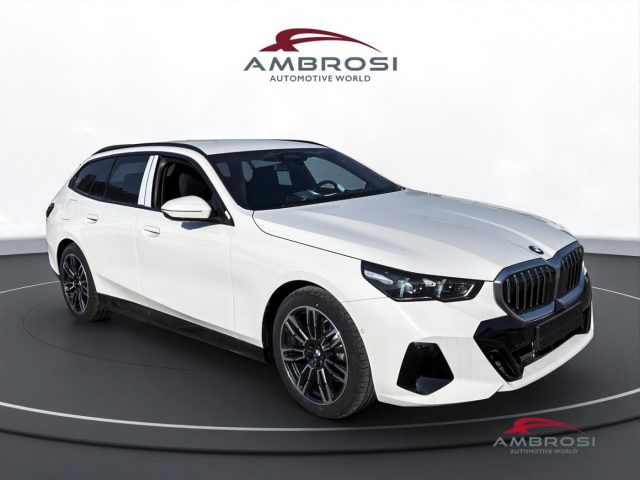 BMW 520 Serie 5 d Touring Msport Travel Package - foto 3 di 4