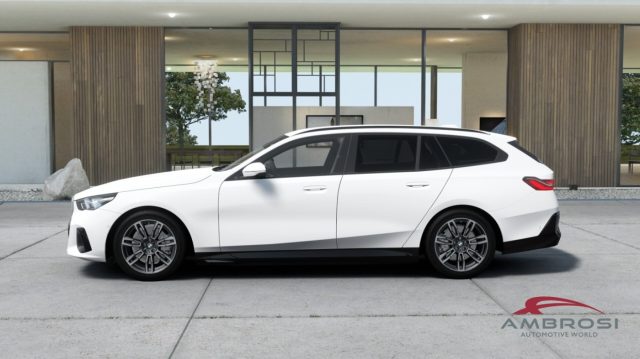 BMW 520 Serie 5 d Touring Msport Travel Package - foto 3 di 4
