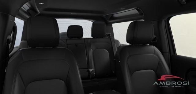 Land Rover Defender 90 X-Dynamic SE 200D nuovo a CORCIANO
